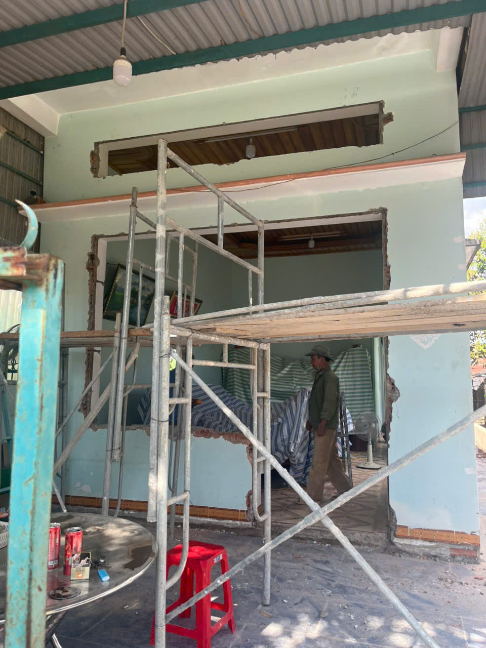 Hoàn thiện hệ thống cửa tại công trình